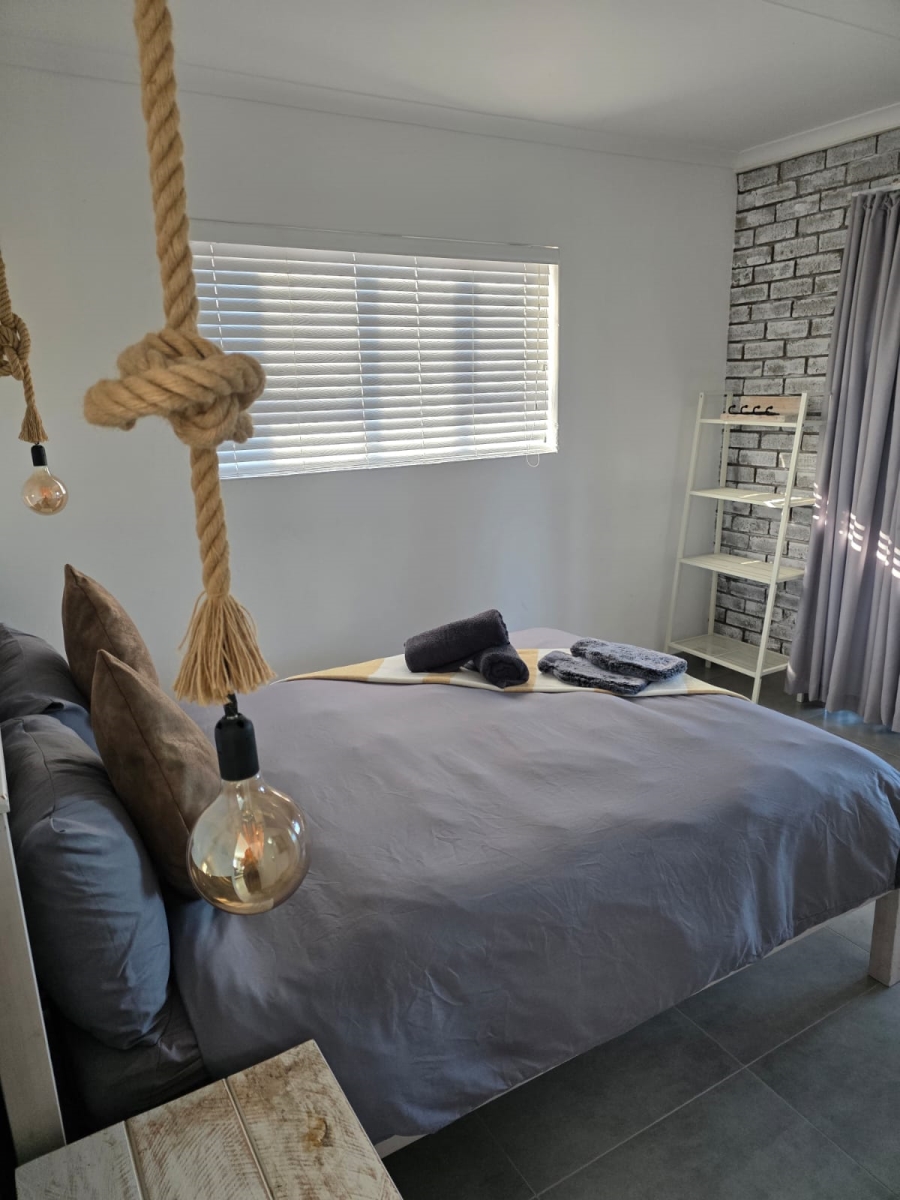 To Let 2 Bedroom Property for Rent in Bayview Western Cape